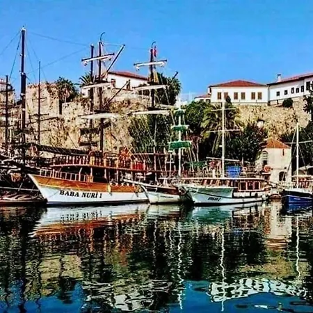 Homestay Kaleici Muhtesem Konum Deniz Yakini 1+0 Oezel Ev *